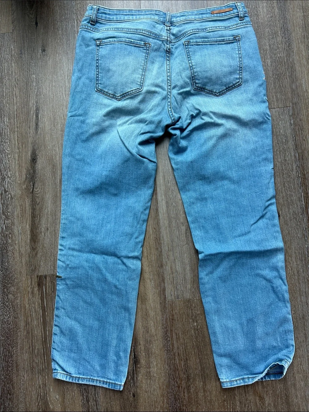 Caslon Light Blue Straight-Leg Jeans with Pink Floral Embroidery